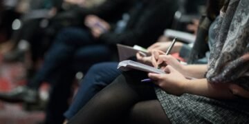 SAS Doctors in Primary Care: A Scoping Review of Comments and Recommendations